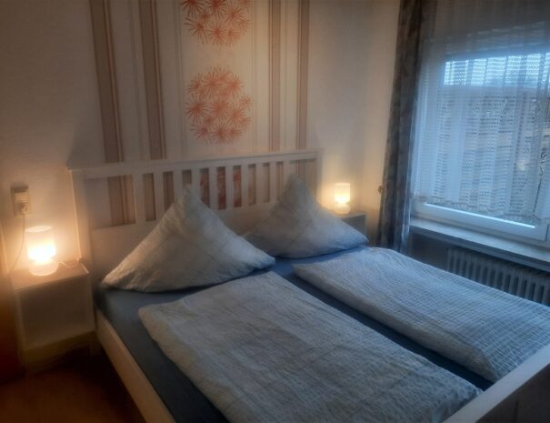 Schlafzimmer 2