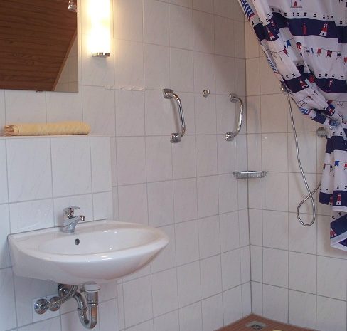 Badezimmer EG