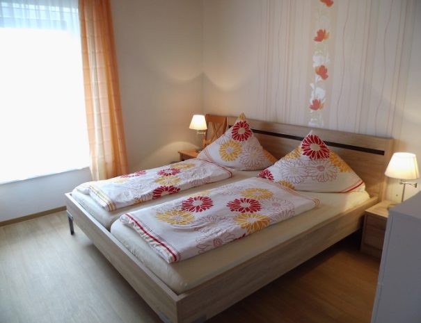 2.2 Schlafzimmer 2 Wohnung5